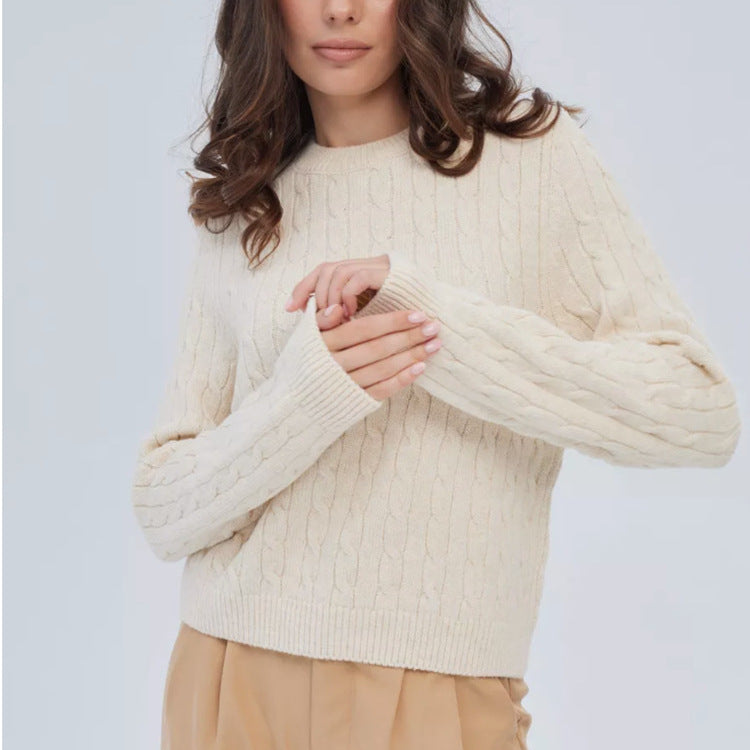 Women’s cable knit sweater in braids with round neckline and sustainably soft wool blend Mune Fashion