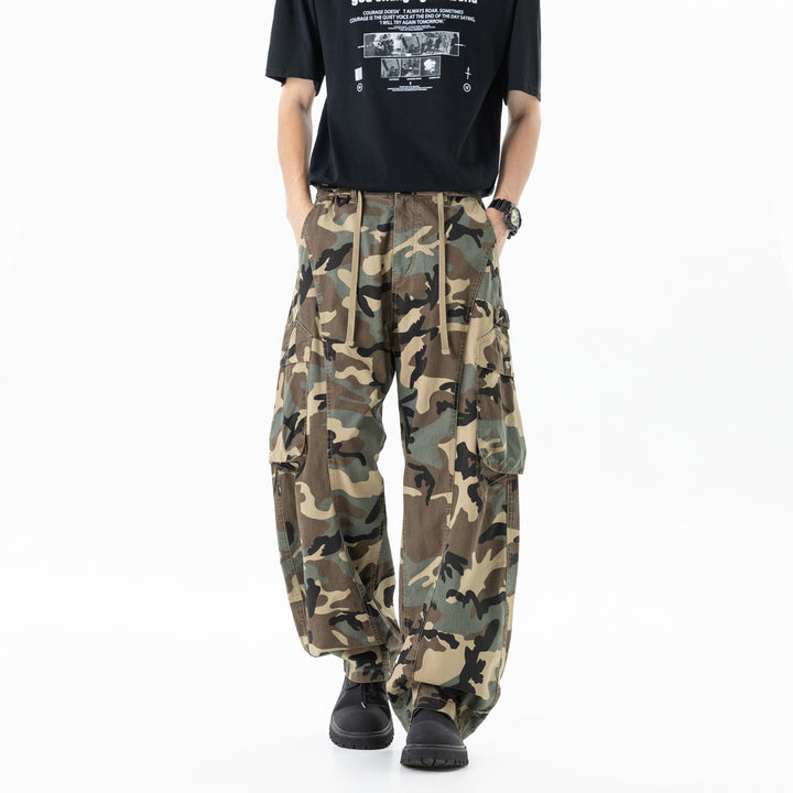 Men's Loose Cargo Pants in Camouflage Military Look with Elastic Tunnel Drawstring Waistband and Multifunctional Pockets Drune