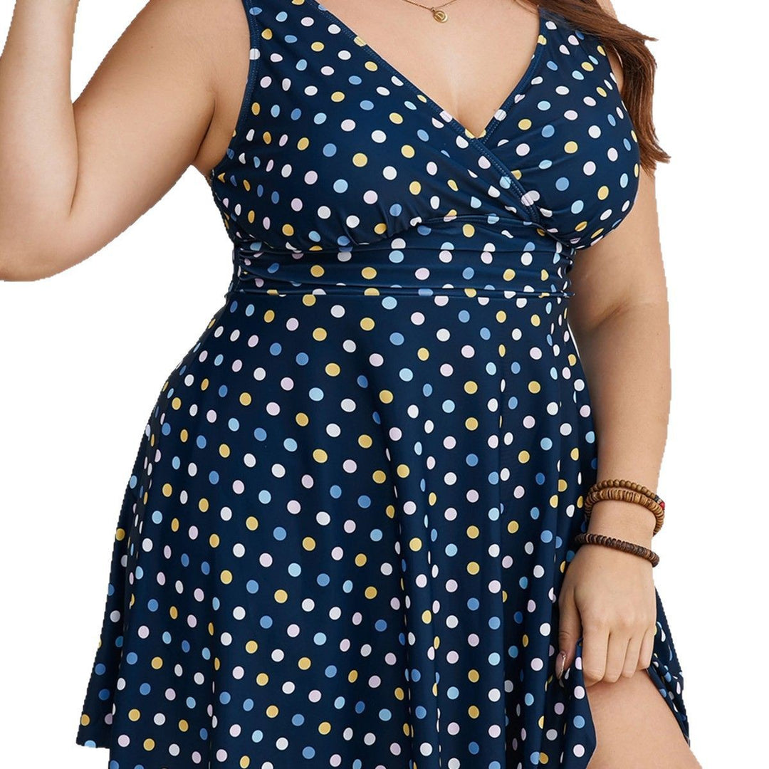 Women's summer beach dress with stylish V-neck and polka dot design Mune Fashion