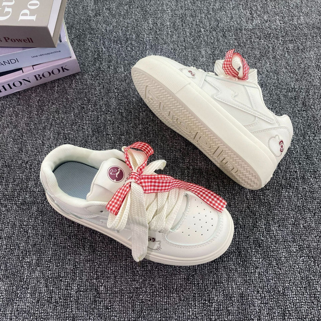 Women's sneakers with cute animal design and fluffy details Mune Fashion