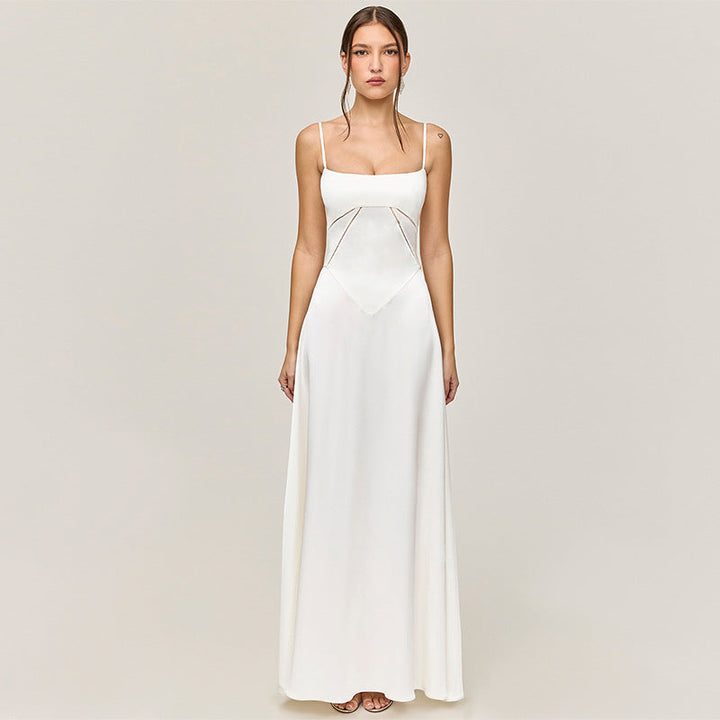 Ladies Elegant Evening Dress with Tailored Cut and Flowy Skirt Mune Fashion
