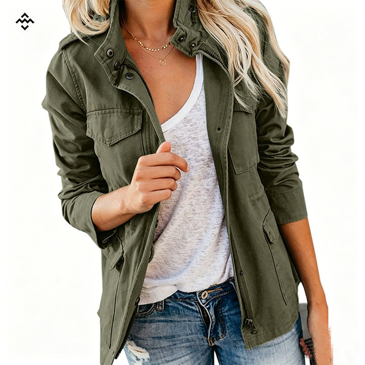 Women's lightweight field jacket in utility style with standing collar and multiple pockets Mune Fashion