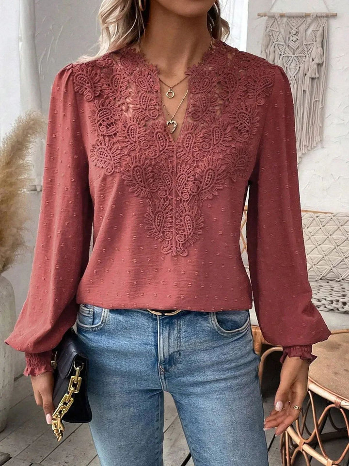 Women blouse with v-neck lace appliqué, structured dot, gathered cuffs and slightly tailored silhouette Mune Fashion