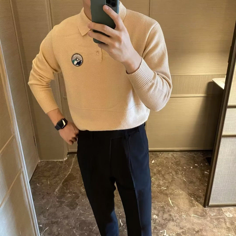 Men's Polo Collar Fine Knit Sweater with Emblem and Ribbed Cuffs Mune Fashion