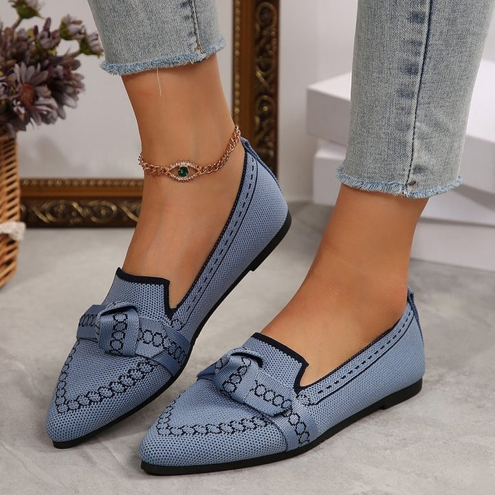 Women's woven lace slippers with decorative bow and padded comfort footbed Mune Fashion
