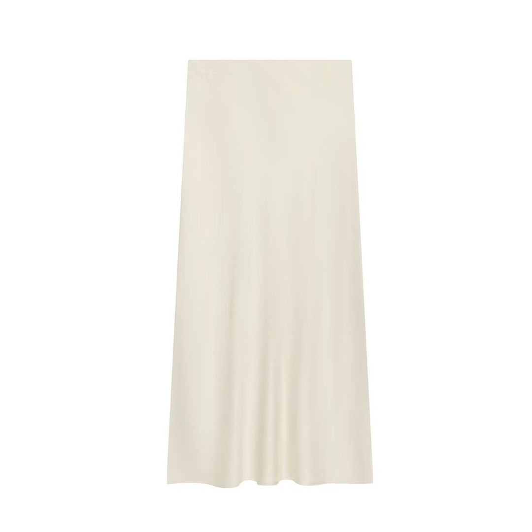 Women's flowing maxi skirt with high waist and flattering A-line cut Mune Fashion