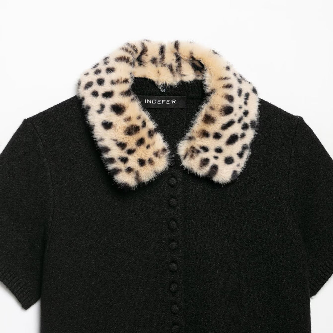 Women's short-sleeved fine knit cardigan with detachable faux fur collar in leopard print Mune Fashion