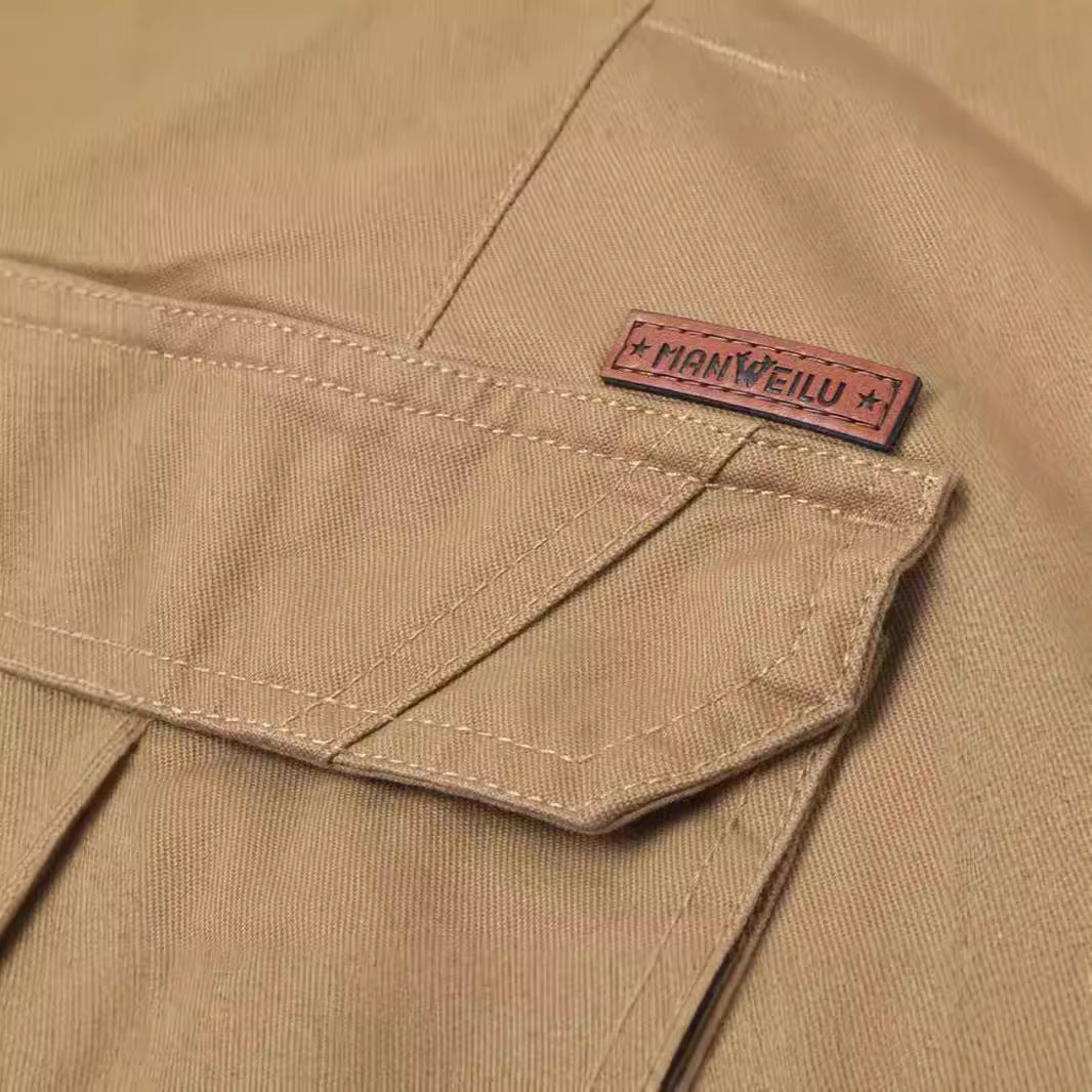 Men's cargo pants in slim-straight cut with multiple pockets and reinforced knees Mune Fashion