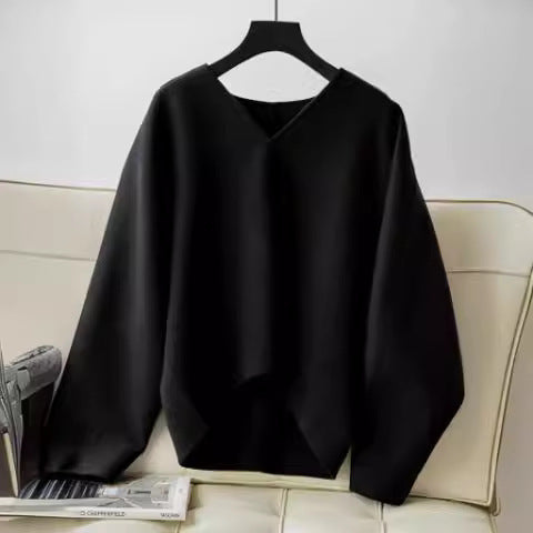 Women Wool Sweater with V-Neck Mune Fashion