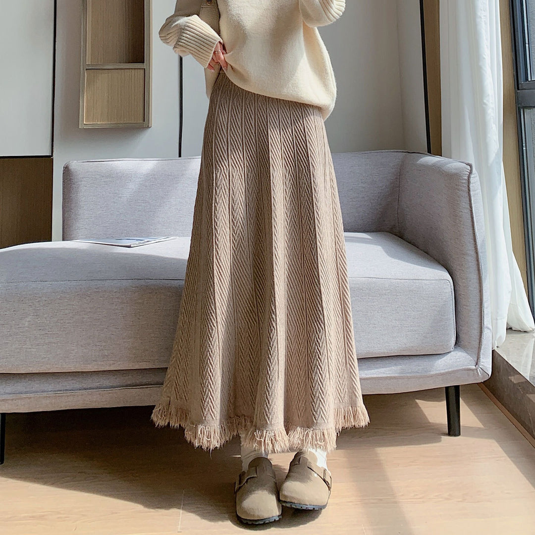 Women's maxi skirt with textured wave pattern Mune Fashion
