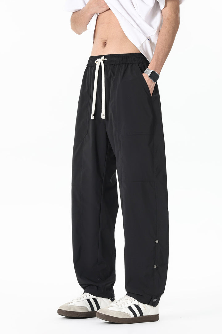 Men's Loose-Fit Cargo Pants with Drawstring Waist, Patch Pockets & Snap Hem Mune Fashion