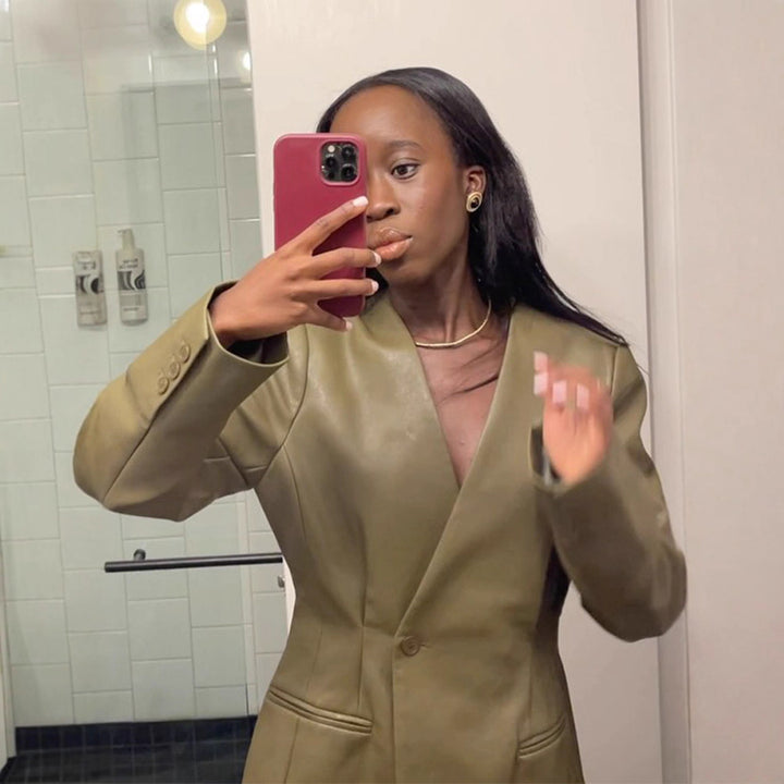 Ladies Fitted Faux Leather Blazer with Single-Breasted Button Placket and Defined Shoulder Mune Fashion