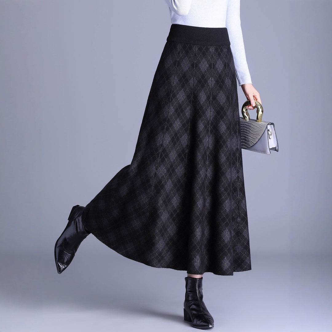Women's Elegant Maxi Skirt with Geometric Pattern Mune Fashion