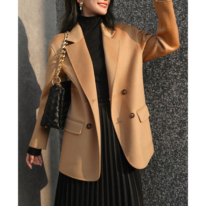 Women Elegant Long Blazer with Double Button Placket Mune Fashion