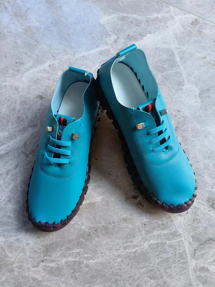 Women's lightweight, soft slip-on with hand-stitched rubber sole and elastic lacing Mune Fashion