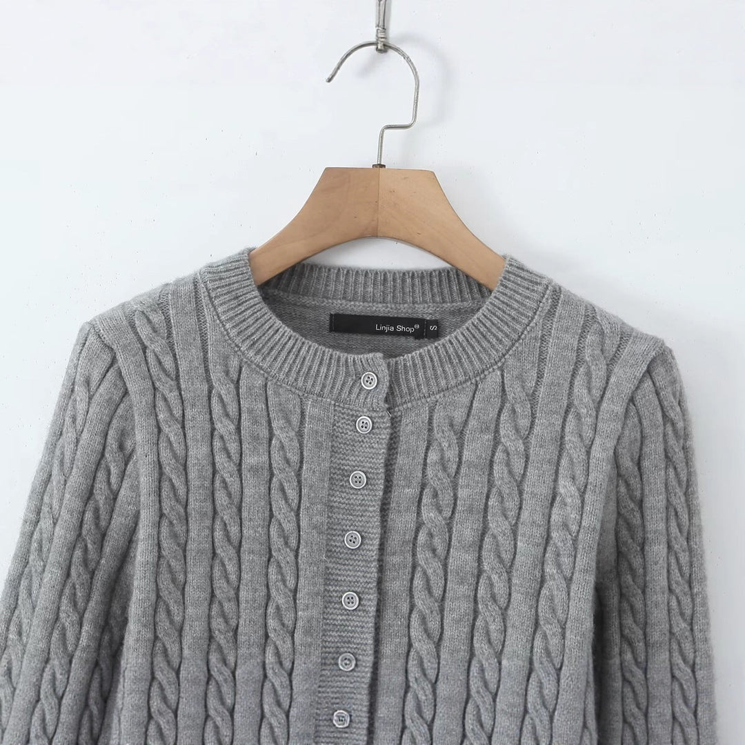 Women's cardigan with cable pattern, button placket, and lace frill Mune Fashion