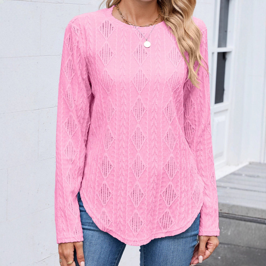 Women's finely structured knitted sweater with lace diamond pattern and rounded hem