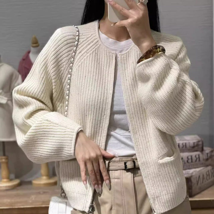 Women's cropped boxy cardigan with ribbed fine knit balloon sleeves and patch pockets Mune Fashion
