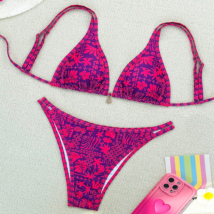 Ladies triangle bikini with floral design and fashionable accents Mune Fashion