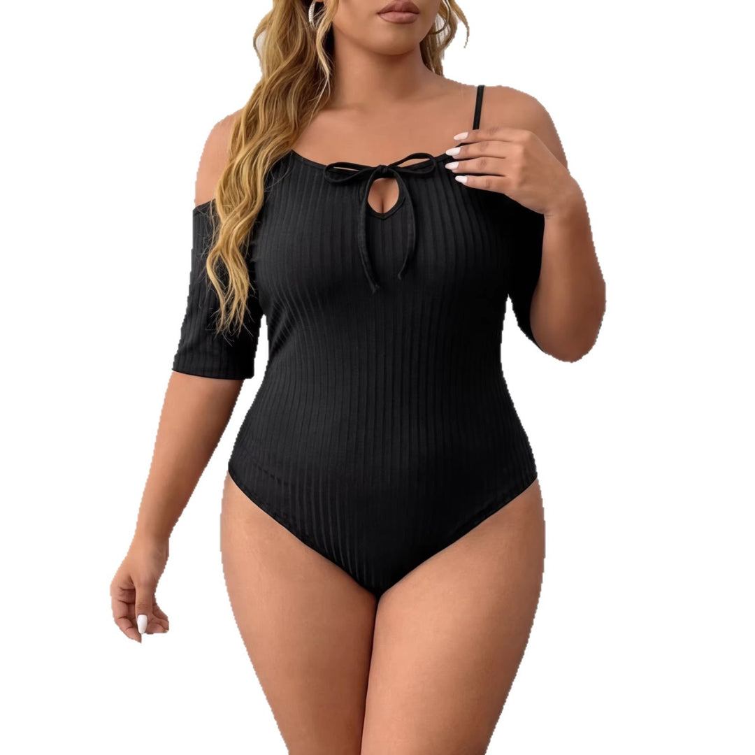 Women's Body-Hugging Top with Off-Shoulder Design Mune Fashion