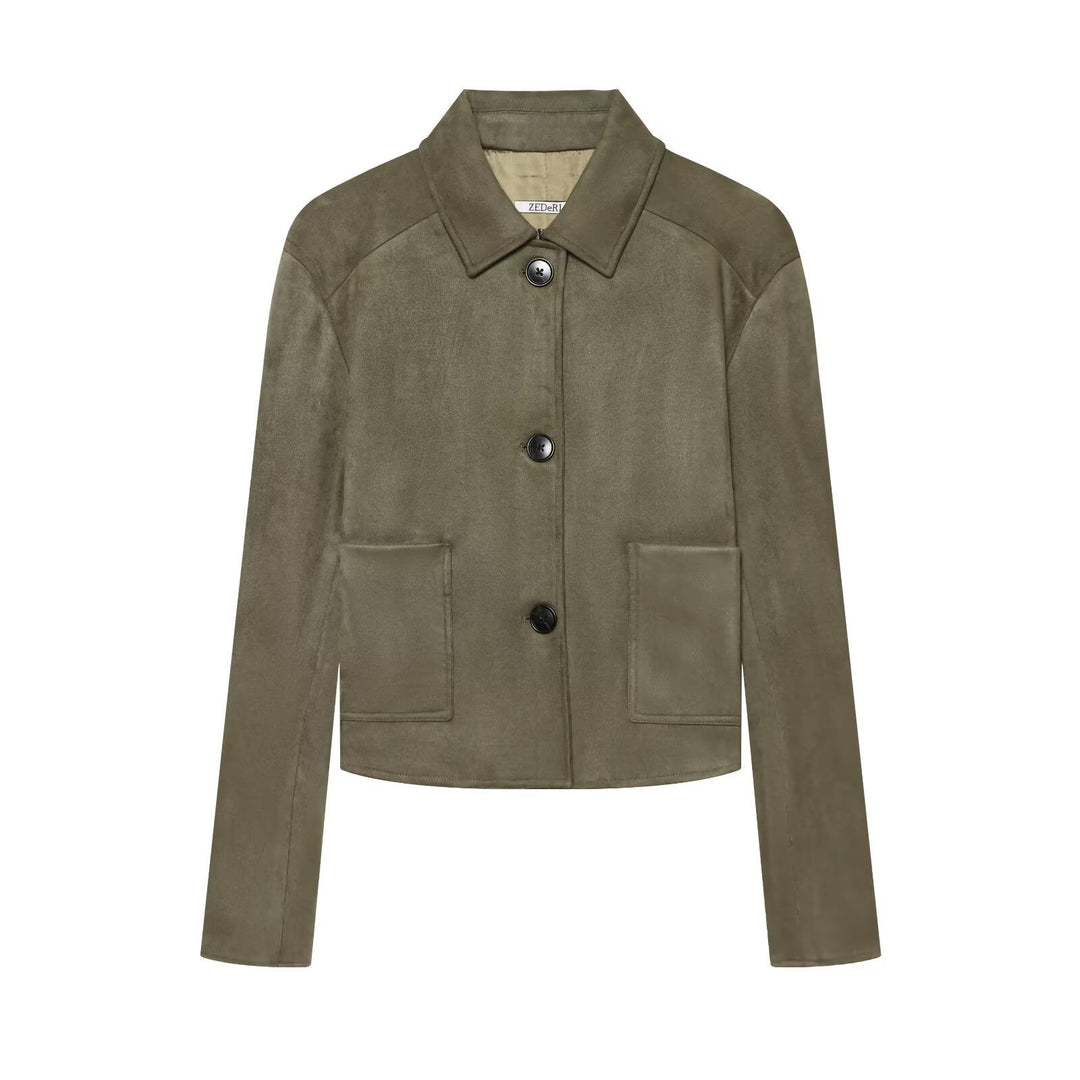 Women's short jacket in suede leather look with shirt collar and patch pockets Mune Fashion
