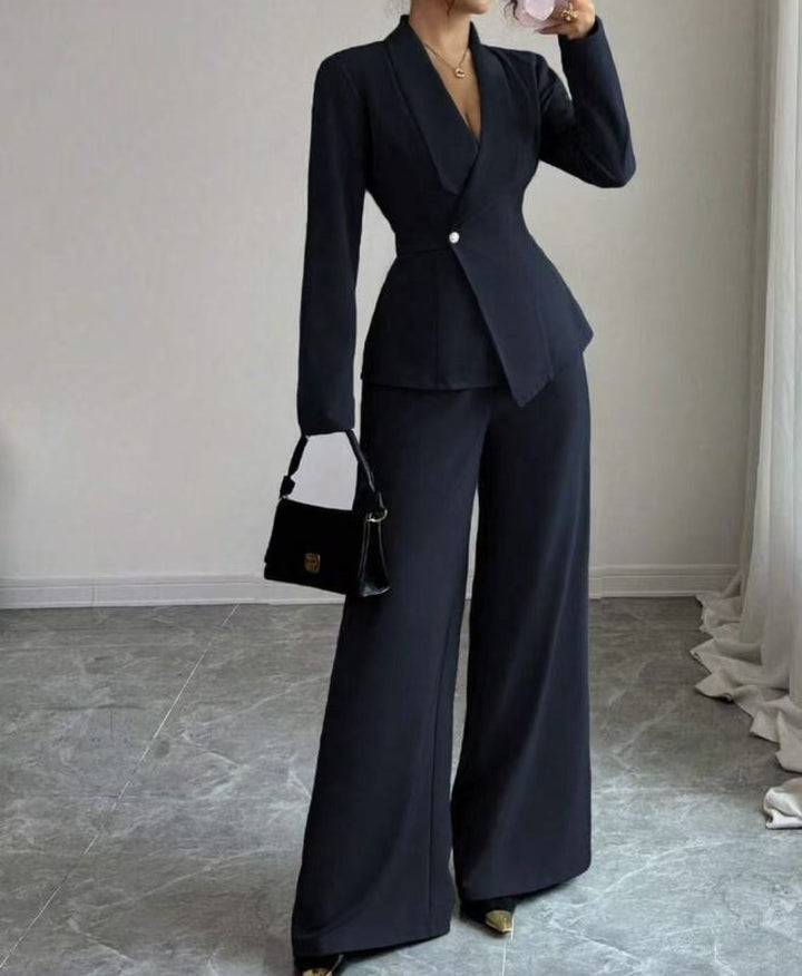 Women's tailored pantsuit set with asymmetrical blazer and wide-leg Mune Fashion