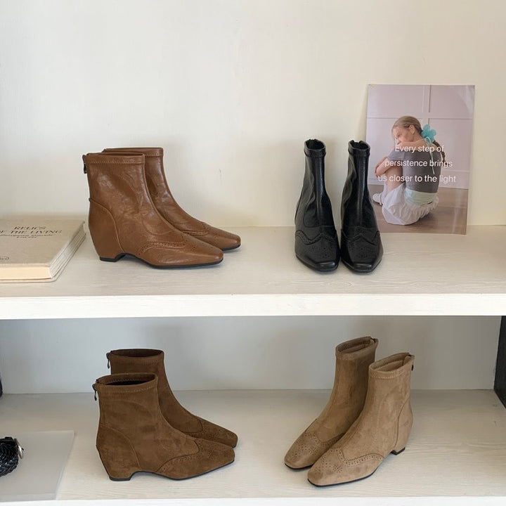 Women's elegant and comfortable ankle boots with block heel Mune Fashion