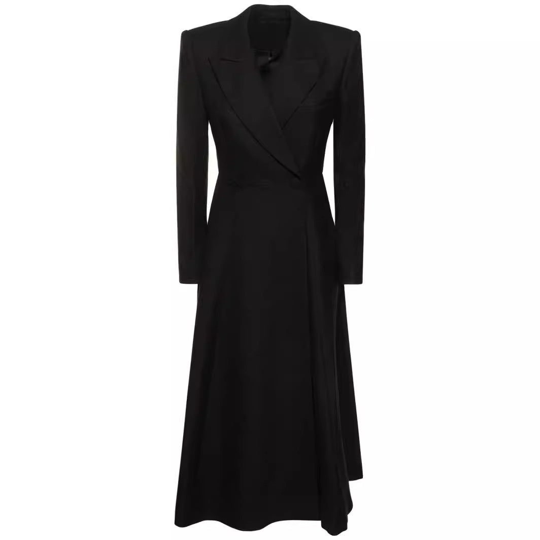 Ladies longer tailored blazer coat with maxi length and structured shoulders Mune Fashion