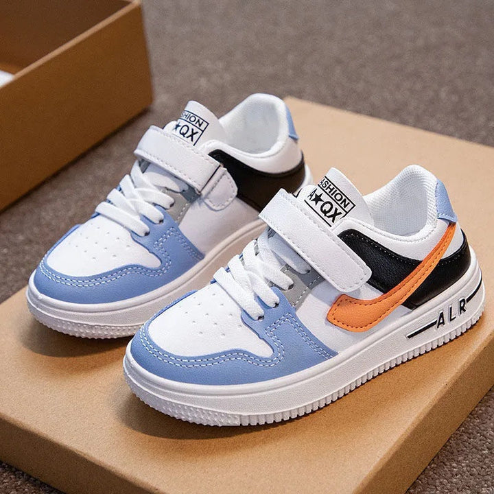 Women's sporty Velcro sneakers with stylish design and breathable surface Mune Fashion