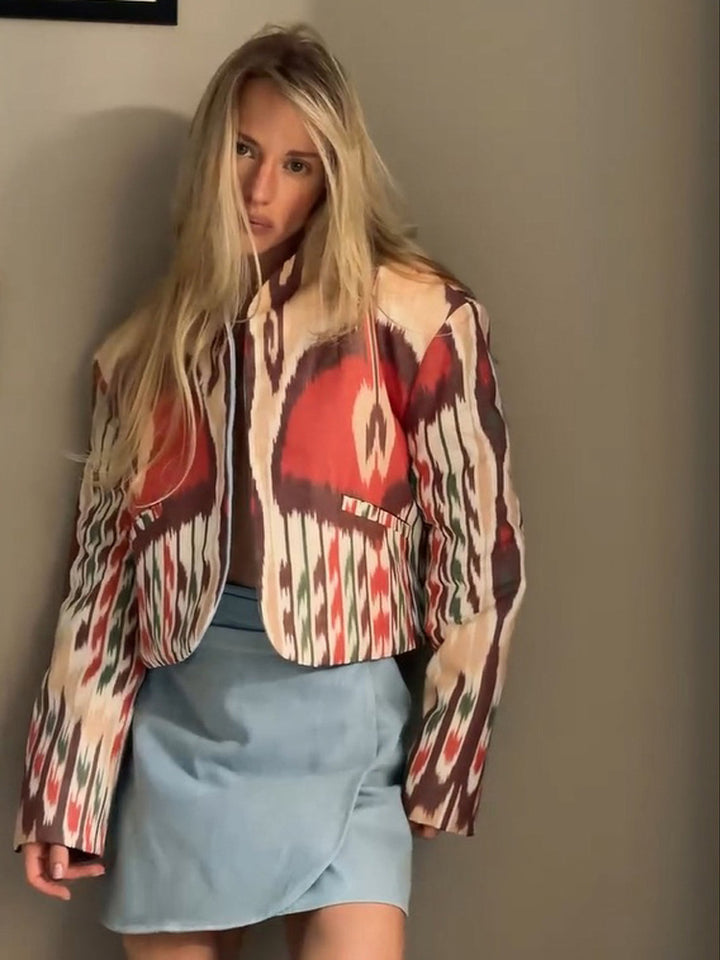 Women’s short jacket with Ikat pattern, boxy silhouette, and light cotton blend Mune Fashion