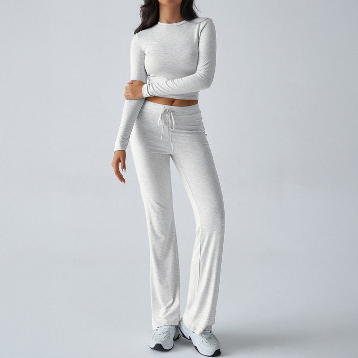 Women's fitted long sleeve crop top and wide lounge pants in a two-piece set made of stretch jersey Mune Fashion
