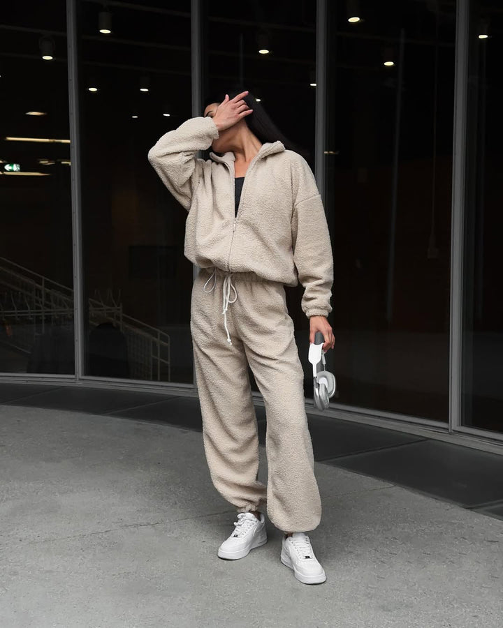 Women's Teddy Fleece Loungewear Set with half zip elastic drawstring waistband and wide leg Mune Fashion