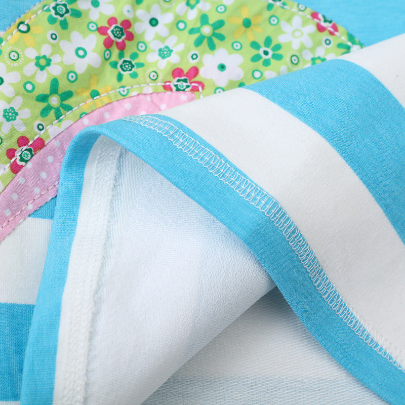 Girls hoodie dress with colorful dolphin motif Mune Fashion