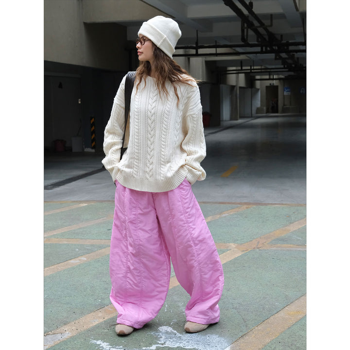 Women's Oversized Cable Knit Sweater with Round Neckline and Voluminous Sleeves Mune Fashion