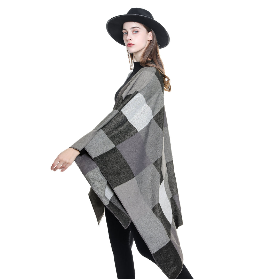 Women lightweight jacquard poncho with geometric pattern and asymmetric hem Mune Fashion