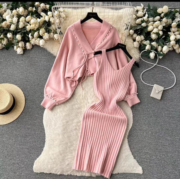 Ladies Elegant Knit Set with Rib Design Mune Fashion