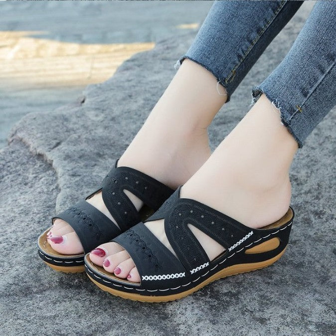 Ladies nan ergonomic comfort sandals with anatomical footbed and floral laser perforation Mune Fashion