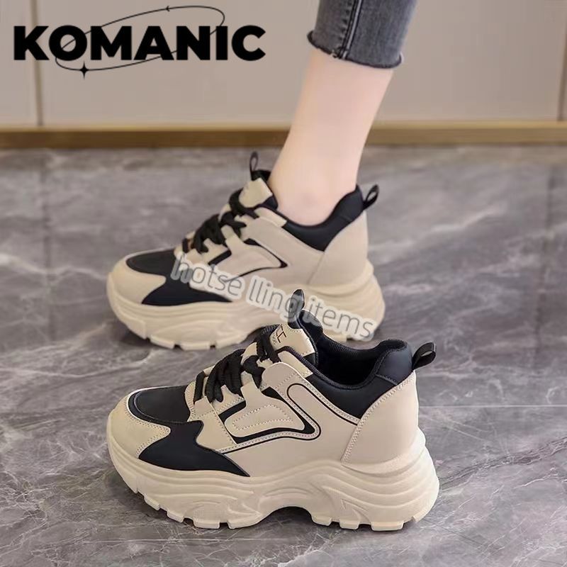 Women’s Sporty Chunky Sneakers with Padded Sole and Fashionable Design Mune Fashion