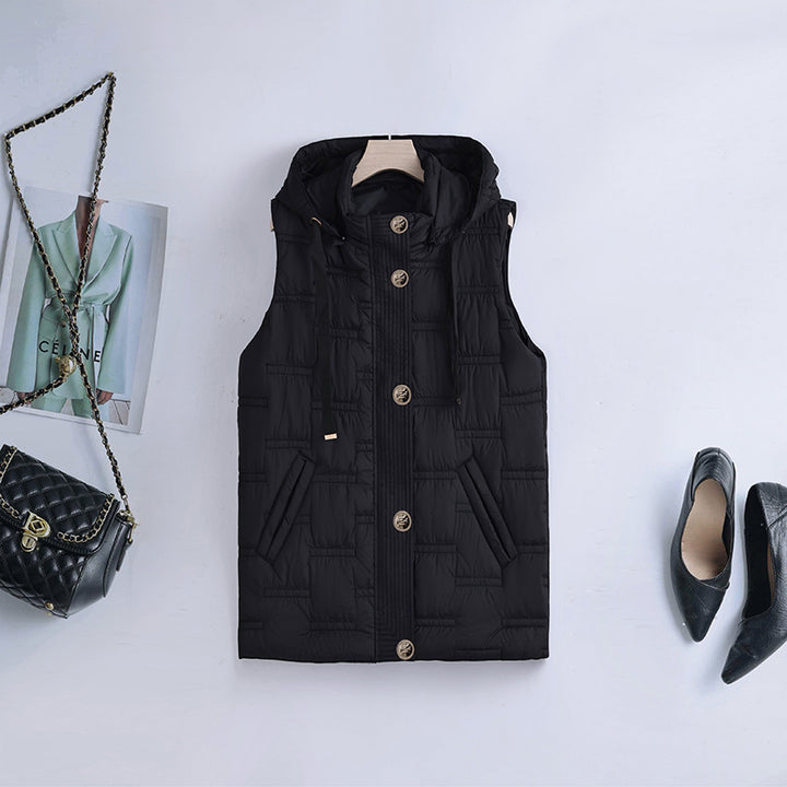 Women's quilted hooded vest with button-front and slip pockets Mune Fashion