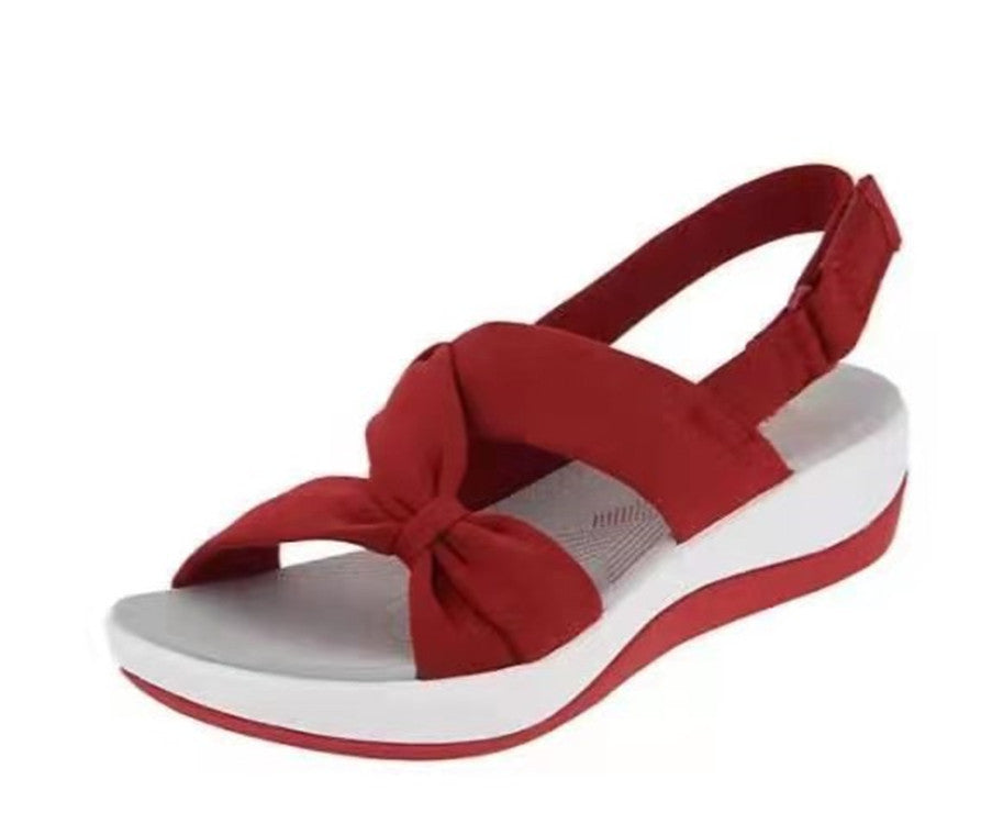 Women's low platform sandal with ergonomic comfort footbed and adjustable heel strap Mune Fashion