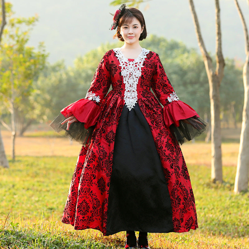 Girls' fairytale ball gown with ruffle details Mune Fashion