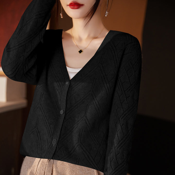 Women's Light Openwork Cardigan with Geometric Hole Structure and Boxy Short Form Mune Fashion