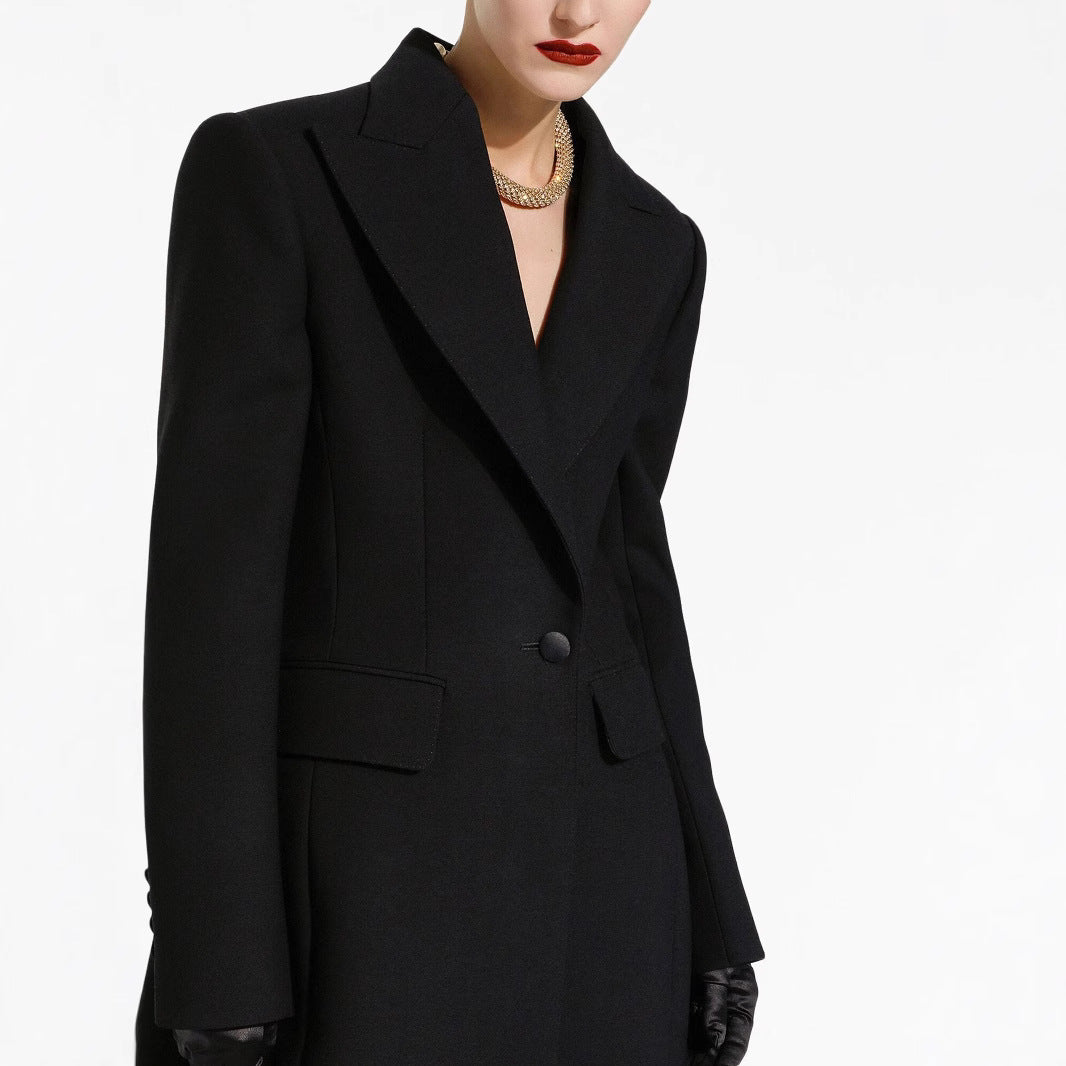 Women's Tailored Longline Coat with Sharp Lapels and Vent Mune Fashion