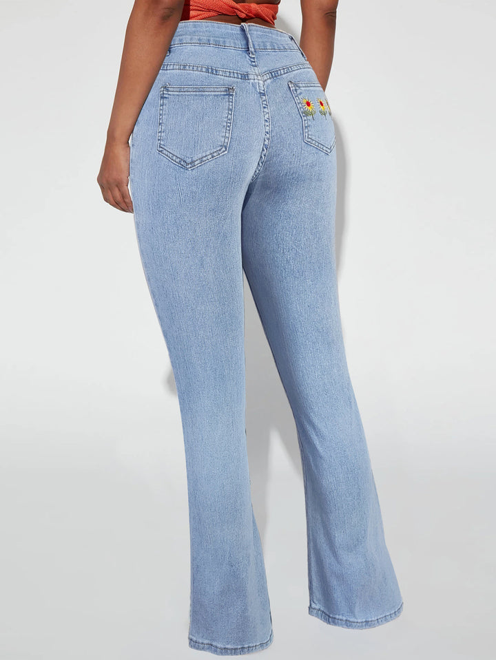 Ladies high-waisted tapered flared jeans with waist-shaping waistband Mune Fashion