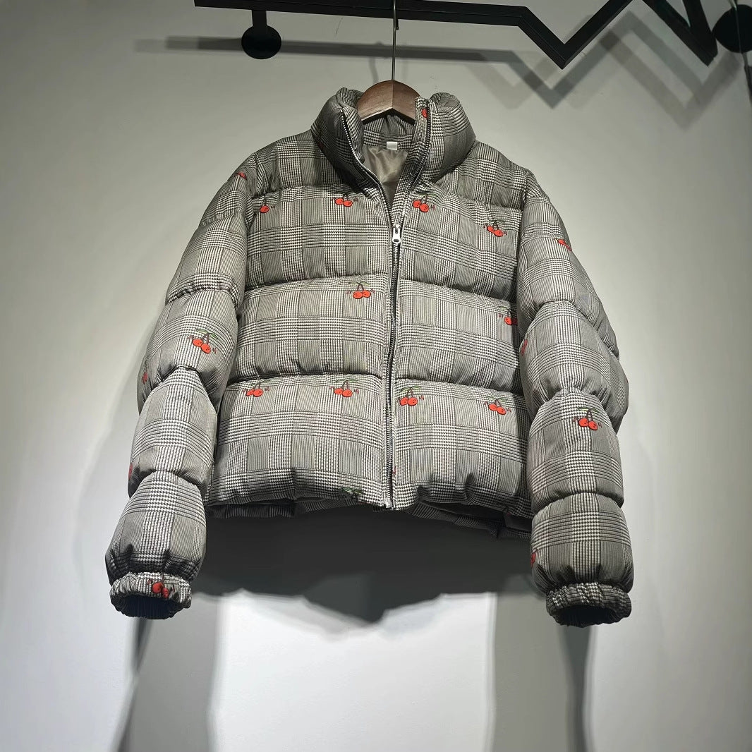 Women's short-cut quilted down-look jacket with stand-up collar and cherry embroidery Mune Fashion