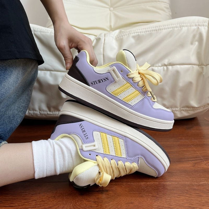 Women's sporty sneakers with breathable mesh upper material and cushioned sole Mune Fashion