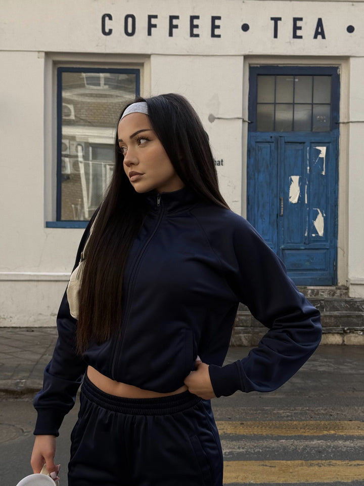 Women's Cropped Training Jacket and High-Waisted Jogging Pants Set made of Functional Polyester Mune Fashion