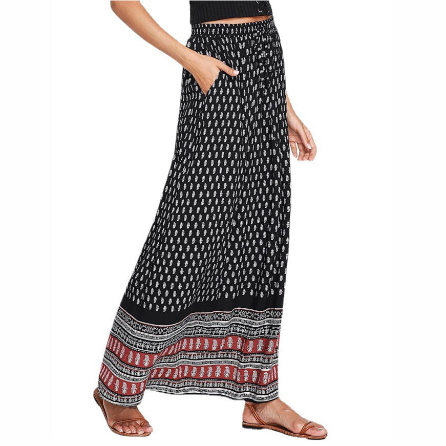 Women’s maxi skirt with elastic waistband and side pockets in boho pattern Mune Fashion