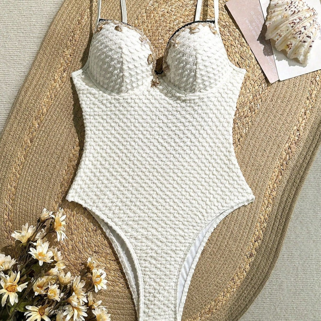 Women's stylish swimwear with intricate textures Mune Fashion