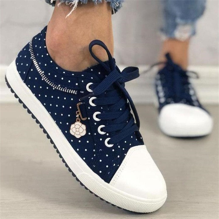 Women's casual sneakers with platform sole and side zipper Mune Fashion